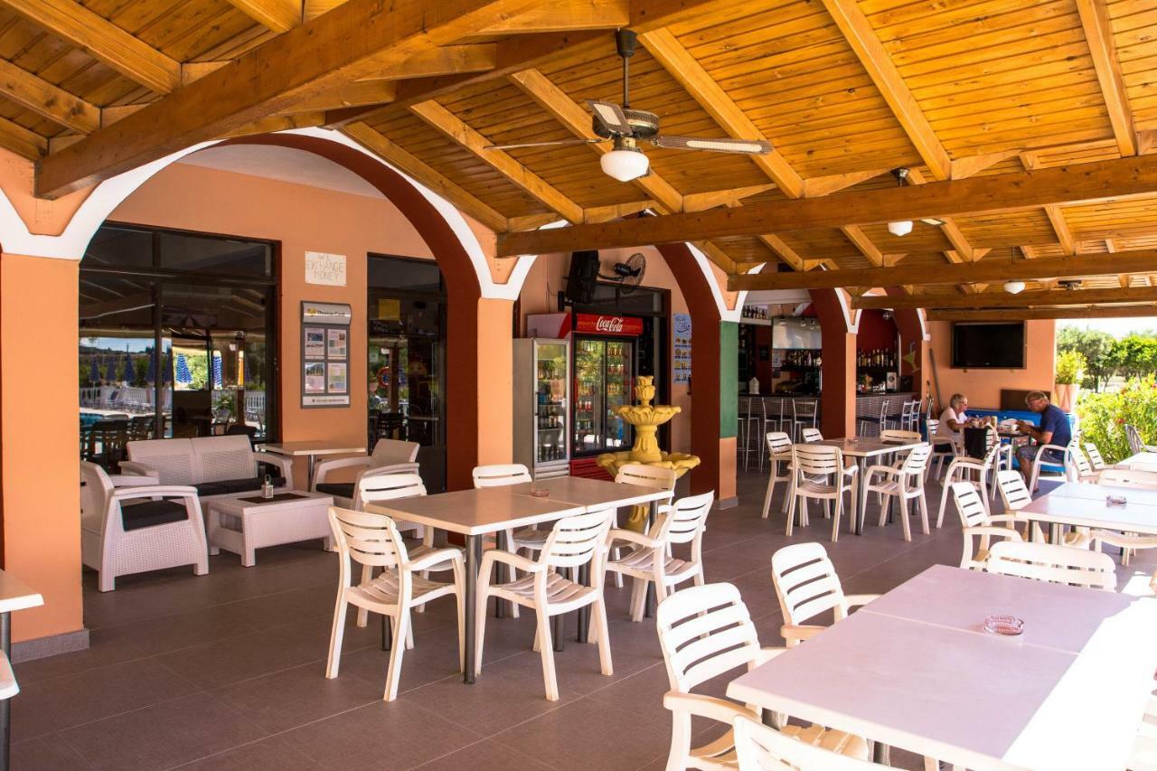 Nikos Studios Alykes Zakynthos Exterior foto